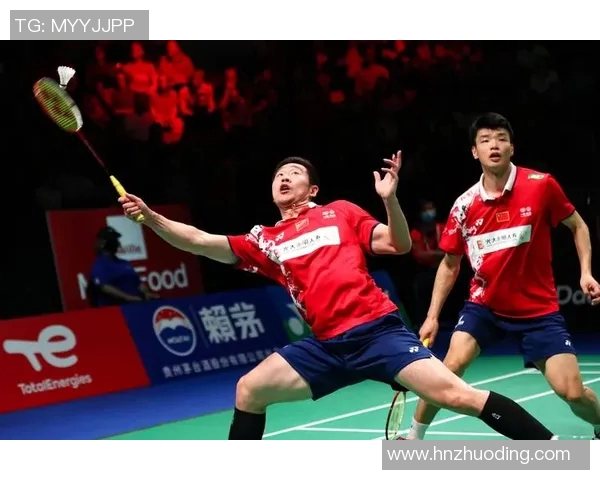 南京羽毛球队在杯赛中的实力展现与未来发展潜力分析 南京羽毛球队在杯赛中的实力展现与未来发展潜力分析