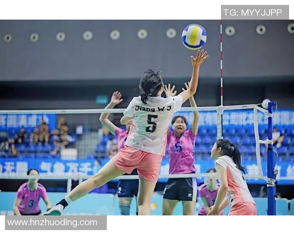 成都排球队的奋斗历程与奥运梦想的追逐之路 成都排球队的奋斗历程与奥运梦想的追逐之路